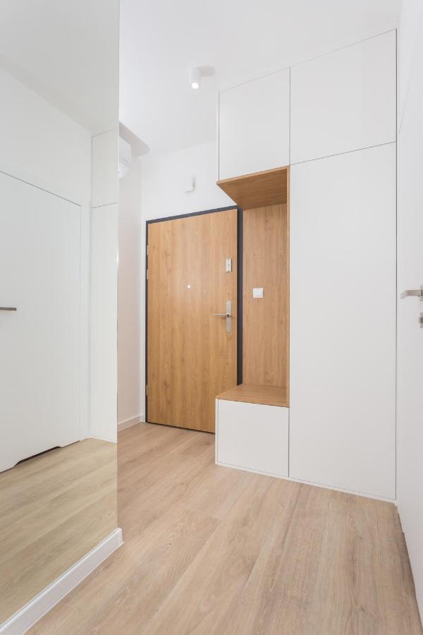 City Of The Kings - Smile Apartment Cracovie Extérieur photo
