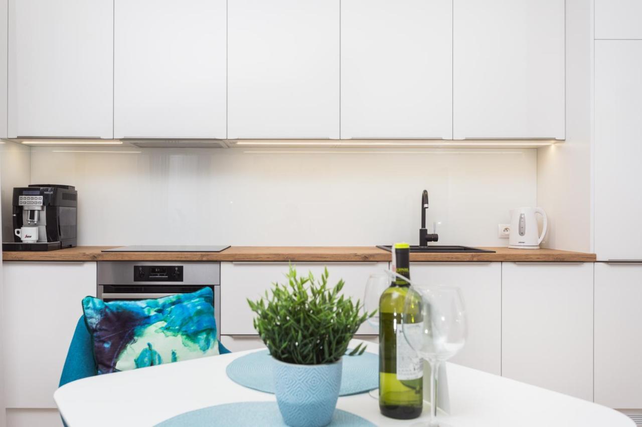 City Of The Kings - Smile Apartment Cracovie Extérieur photo